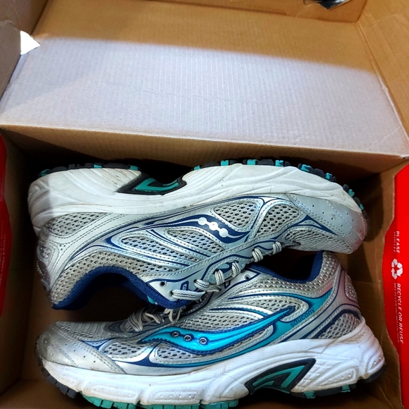 Saucony Shoes - Saucony Women's Size 7
